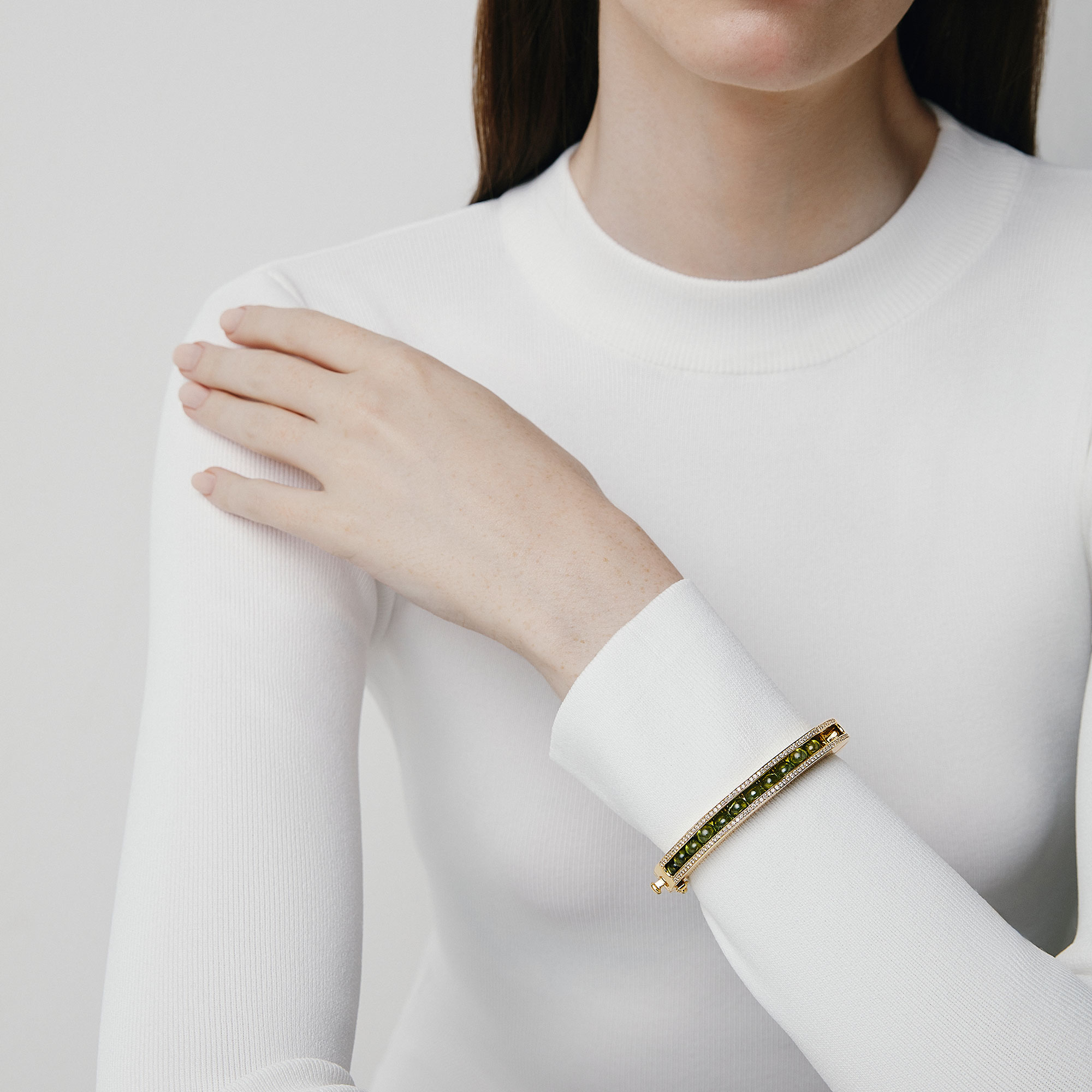 Simple Curve Bracelet