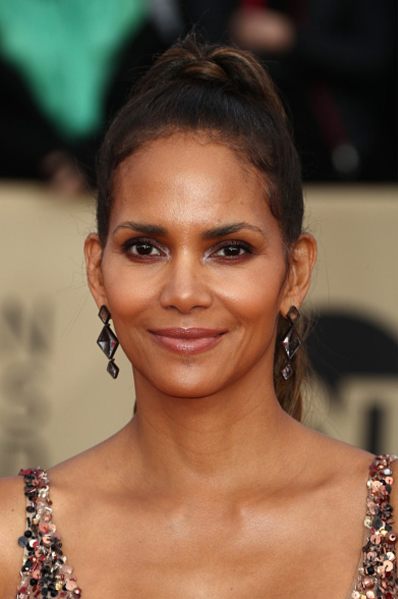 halle_berry_site