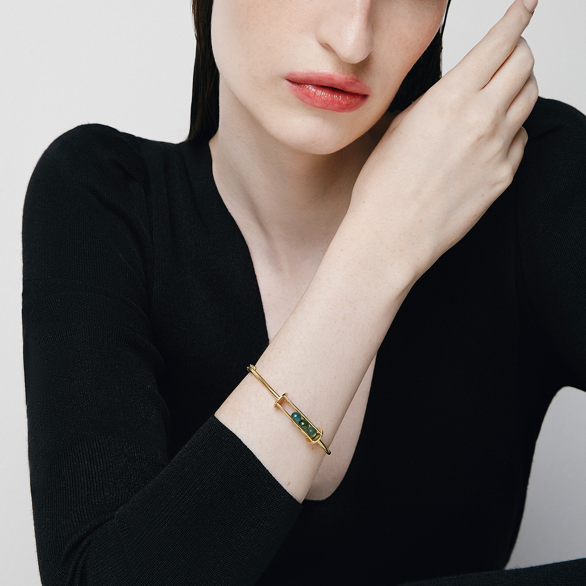 Small Spinning Oval Bracelet