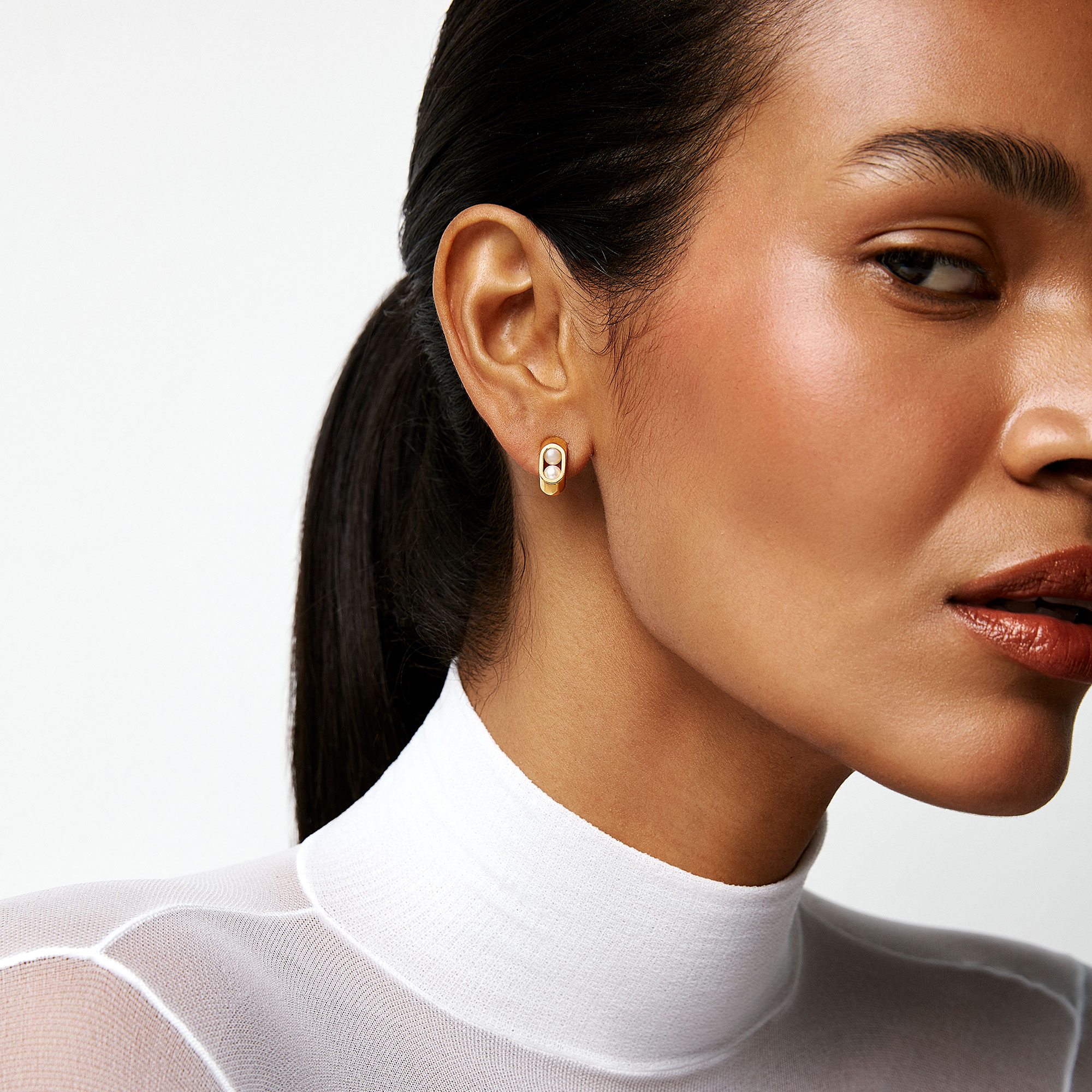 Cocoon 4mm Stud Earrings